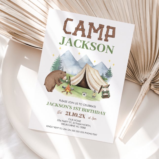 Cute Brown Bear Mounts Camp Thées 1st Birthday Inbjudningar (Camping Themed 1st Birthday Invitation Boy Mountain Scene Bear Happy Camper First Birthday Template)