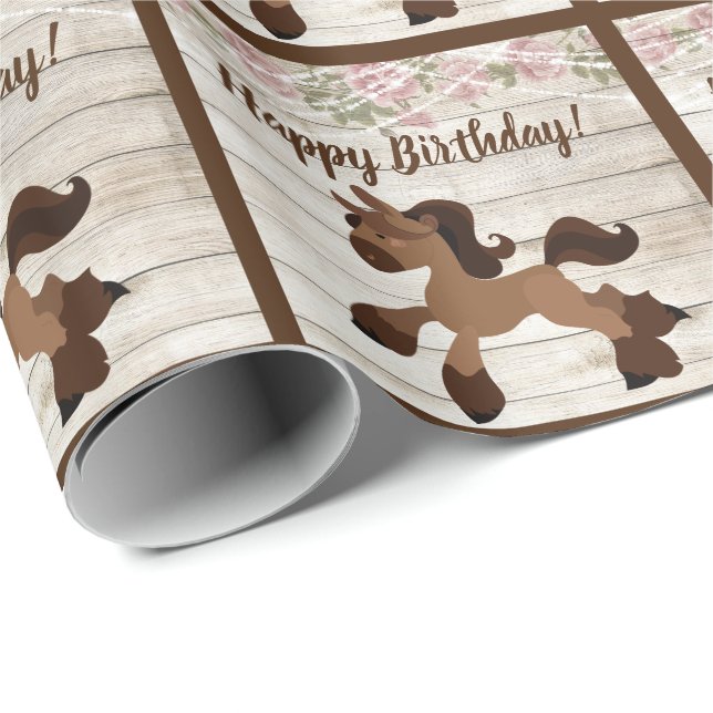Cute Brown Pony, Ro och Ljus Horse Birthday Presentpapper (Rullad Hörn)