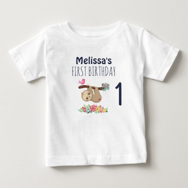 Cute Brown Sloth Hanging upp och ned 1:a födelseda T Shirt (Framsida)