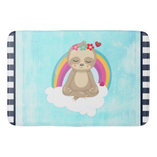 Cute Brown Sloth, Medittion på ett moln Badrumsmatta
