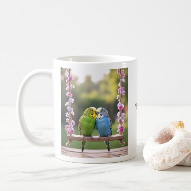 Cute Budgie Couple Snuggling Customized Name Kaffemugg (Med munk)