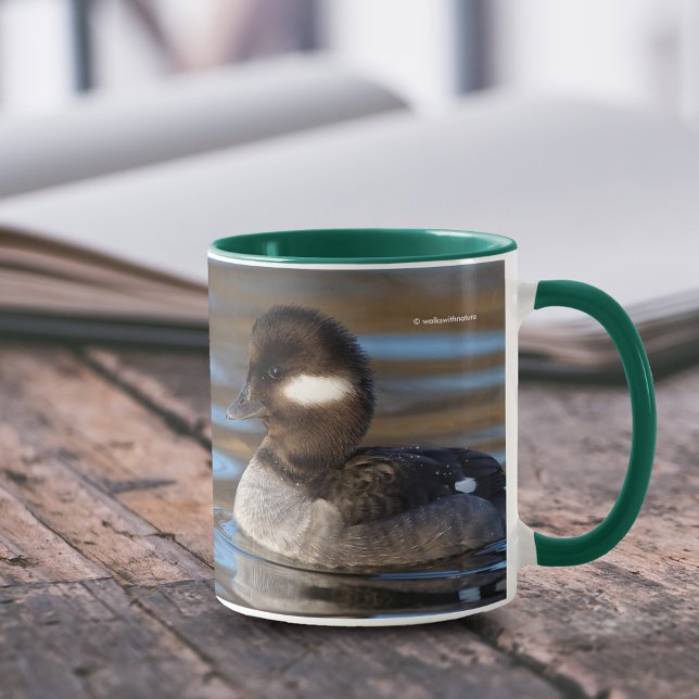Cute Bufflehead Anka på solbelyst damm Mugg (Cute Female Bufflehead Duck at the Pond 11 oz Coffee Mug Cover Photo.)