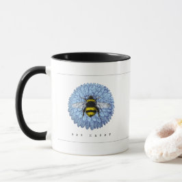 Cute Bumblebee på Blue Flower Nature Mugg