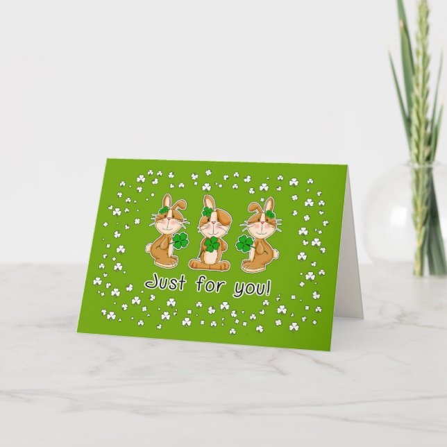 Cute Bunnies med Shamrocks St. Patrick's Day Kort (Framsida)