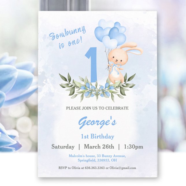 Cute Bunny Blue Greenery 1st Birthday Boy Inbjudningar (Cute Bunny Blue Greenery 1st Birthday Boy Invitation)