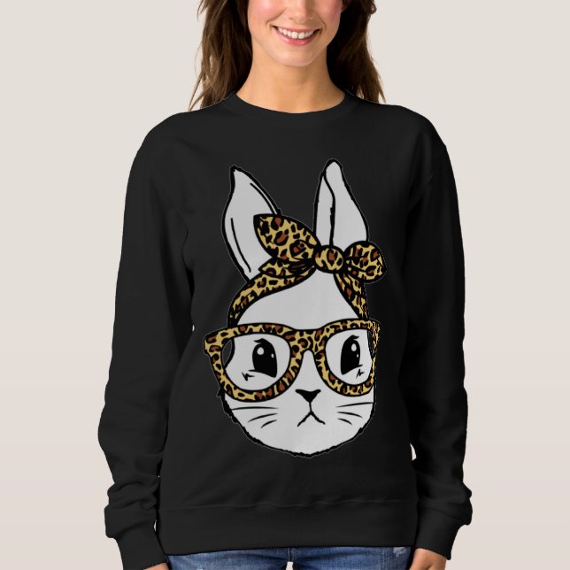 Cute Bunny Rabbit Face Messy Bun Leopard Glasses G T Shirt (Framsida)