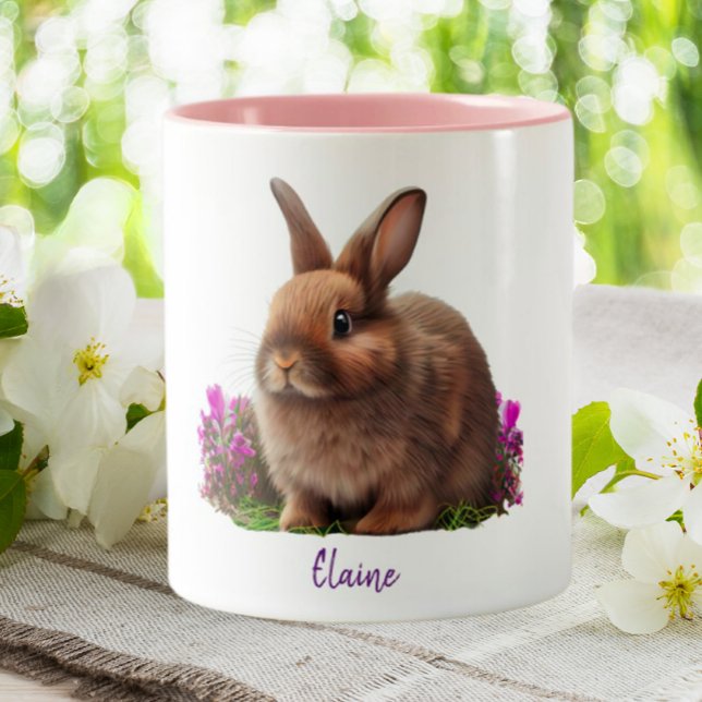 Cute Bunny Rabbit Lila blommor Personlig Två-Tonad Mugg (Skapare uppladdad)