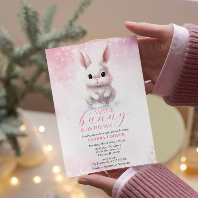 Cute Bunny Rosa Winter Anpassningsbar Baby Shower Inbjudningar (Skapare uppladdad)