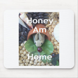 Cute Bunny Snacking Musmatta