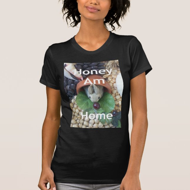 Cute Bunny Snacking T-shirt (Framsida)