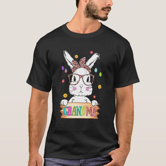 Cute Bunny Wearing Ansikte Mask Grandma Glad påsk T Shirt (Framsida)