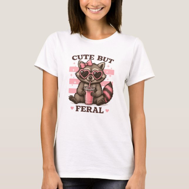 Cute but Feral Raccoon T-Shirt – Funny Kawaii Anim (Framsida)