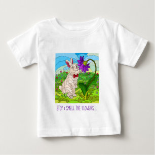 Cute Buuny, stoppa och spola blommorna! T Shirt