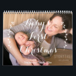 Cute Calendar Baby första jul Kalender<br><div class="desc">I den söta kalendern Baby Första jul hittar du mycket bilder söta barn och deras familjer. Men du kan enkelt byta ut fotot mot din dator och göra din unika och speciella kalender till dina barn, familjemedlemmar eller vad du än vill i kärlek. Händelser och helgdagar i Stater läggs också...</div>