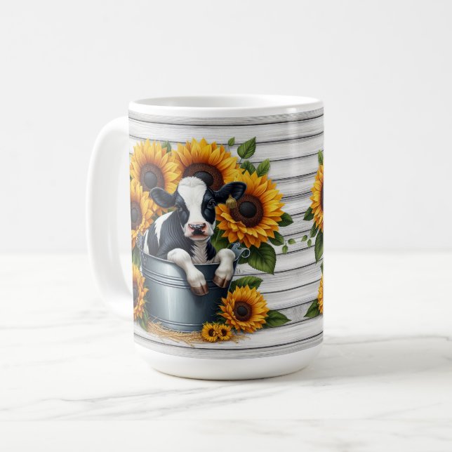 Cute Calf i Metall Bucket med Vibrant Sunblommor Kaffemugg (Framsida vänster)