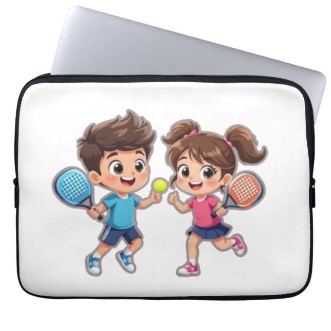 Cute Cartoon Boy and Girl Playing Padel Tennis – F Laptop Fodral (Framsidan)
