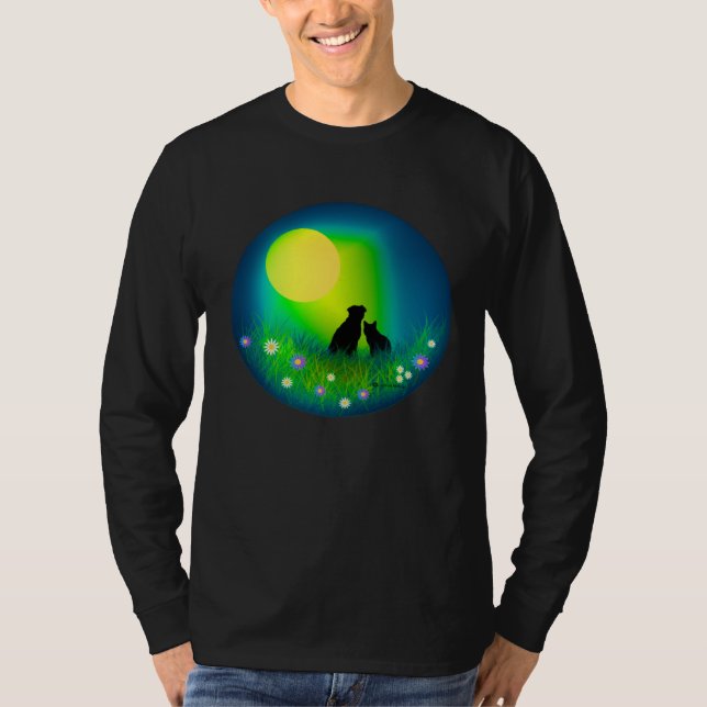 Cute Cat and Dog Friends Together Gazing up at the T Shirt (Framsida)