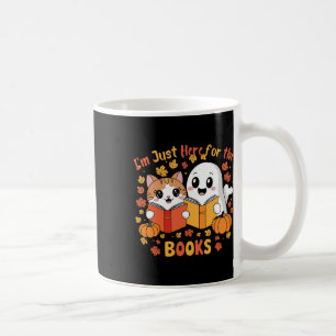 Cute Cat and Ghost Reading Halloween Bokar Scene Kaffemugg