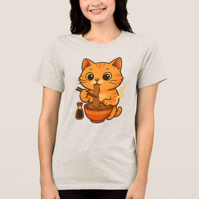 Cute Cat Eating Ramen T Shirt (Framsida)