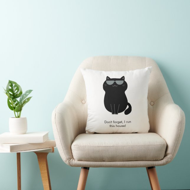 Cute Cat - I run this house now!  Kudde (Stol)