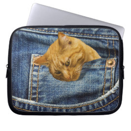 Cute cat in jeans fiffel illusion laptop fodral