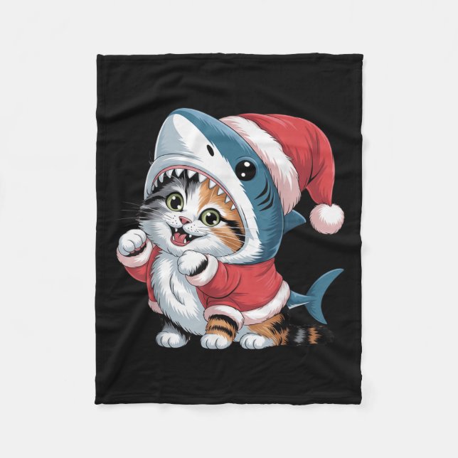 Cute Cat in Shark Costume with Santa Hat jul Fleecefilt (Framsidan)