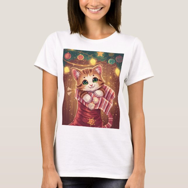 Cute Cat in Stocking Christmas Holiday T-Shirt (Framsida)