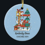 Cute Cat jul Kitten Snowy Winter Helgdag Julgransprydnad Keramik<br><div class="desc">Djuren av prydnadsföremål i tecknad och barn. Perfekt för första jul firande med familj. Du kan anpassa texten för valfritt tillfälle.</div>