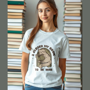 Cute cat läser en bok, rolig läsning och säger: t shirt