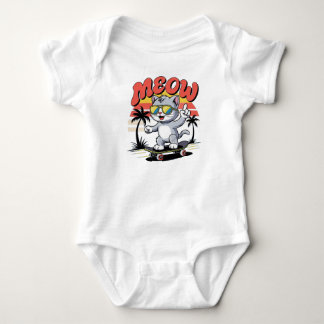 Cute cat leker i trevlig fält t shirt