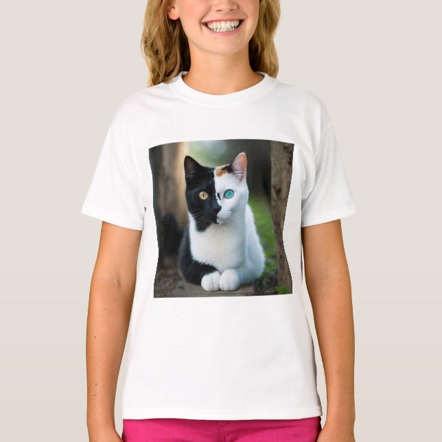 Cute cat-logotyp ovanpå t-shirt för katt (Framsida)