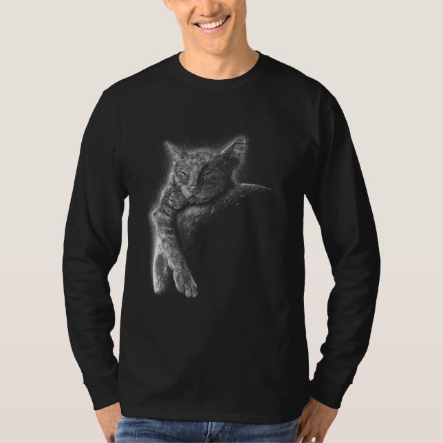 Cute cat lying on moon graphic for men women child t shirt (Framsida)