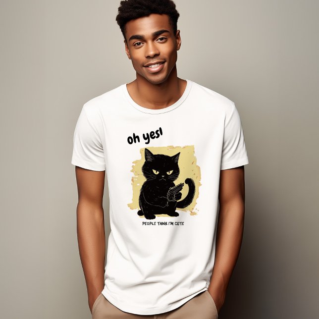 Cute Cat med Gun | Lustigt Elak Kat T Shirt (Skapare uppladdad)