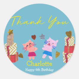 Cute cat och presenter | Blå födelsedagsfest Runt Klistermärke