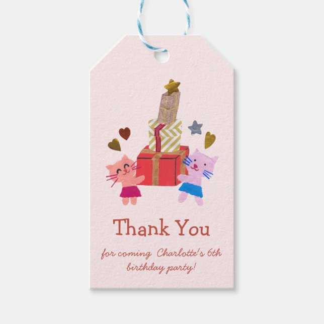 Cute cat och presenter| Rosa Födelsedagsfest Presentetikett (Framsidan)