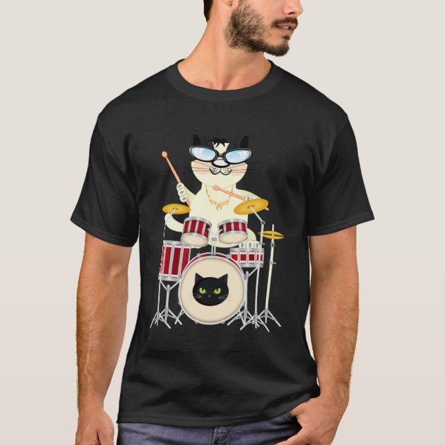 Cute Cat Playing Drum Drums & Cats   Drummer T Shirt (Framsida)