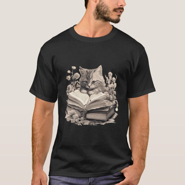 Cute Cat Reading Bokar Readers Geek Nerd Teacher K T Shirt (Framsida)