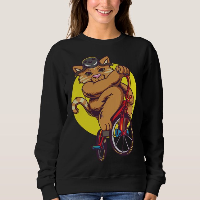 Cute cat riding a BMX bike T Shirt (Framsida)