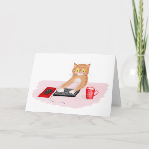 Cute cat surfande Internet på ett datorkort Kort