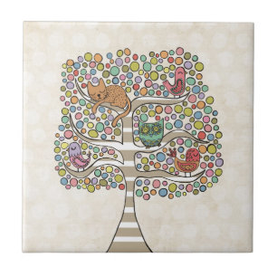 Cute Cat Uggla & Birds Sittin i en illustration av Kakelplatta