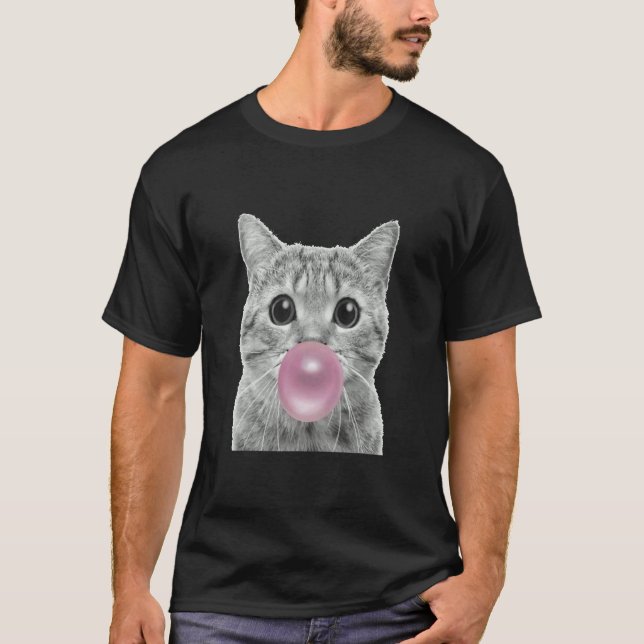 Cute cat with chewing gum bubble  cat chewing gum  t shirt (Framsida)