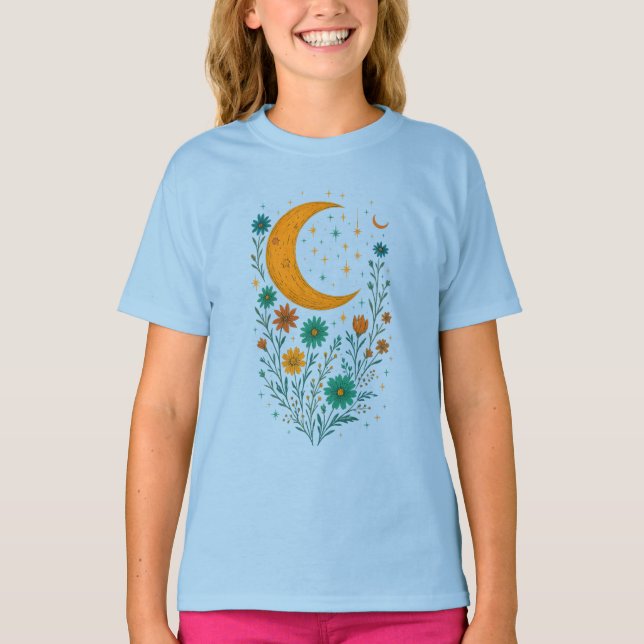 Cute Celestial Moon & Floral Art for Girls T-Shirt (Framsida)
