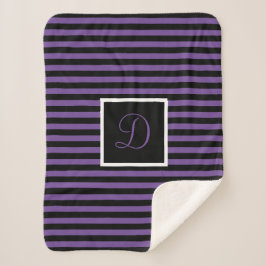 Cute Chic Initial Lila och Black Stripe