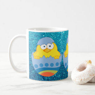 Cute Chick Hating from Blue Color Påskägg Kaffemugg