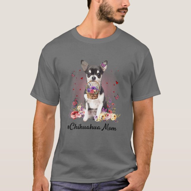 Cute Chihuahua Mamma Flower Lycklig Mors dag Kärle T Shirt (Framsida)