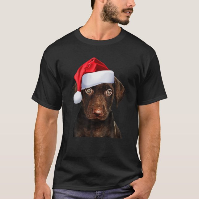 Cute Chocolate Lab Santa Hat Image Rolig hund Chri T Shirt (Framsida)