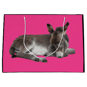 Cute Choklad donkey baby folie sover på rosa
