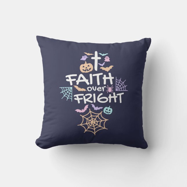 Cute Christian Halloween Faith Over Fright Kudde (Framsida)