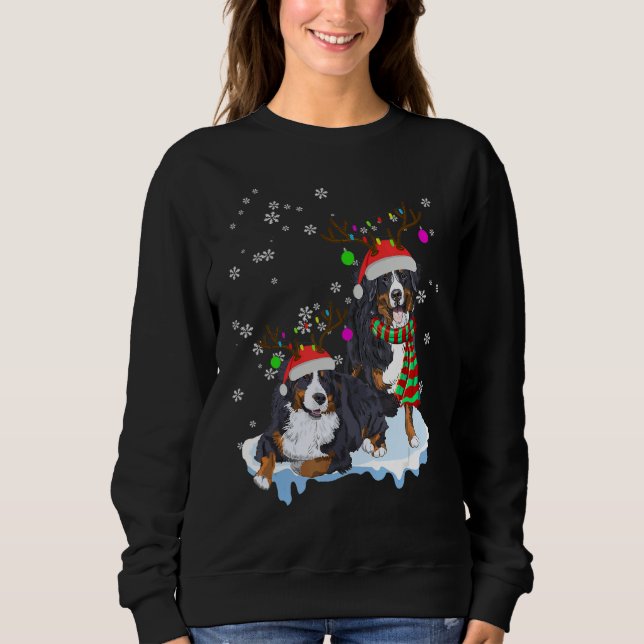 Cute Christmas Bernese Mountain Santa Hats Reindee T Shirt (Framsida)