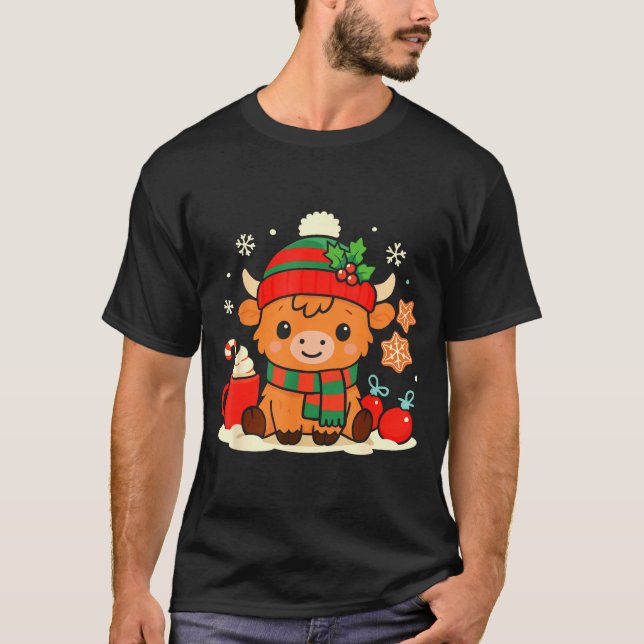 Cute Christmas Highland Cow Heifer Xmas Farm Anima T Shirt (Framsida)